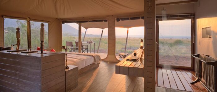 Cedarberg Travel | andBeyond Kichwa Tembo Tented Camp