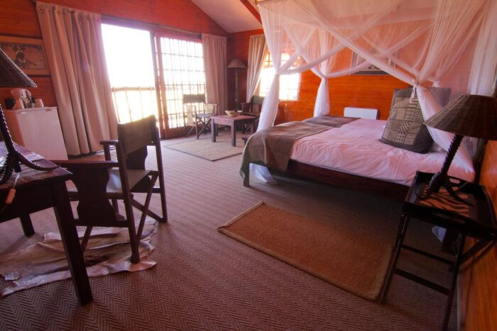 Cedarberg Travel | Bagatelle Kalahari Game Ranch