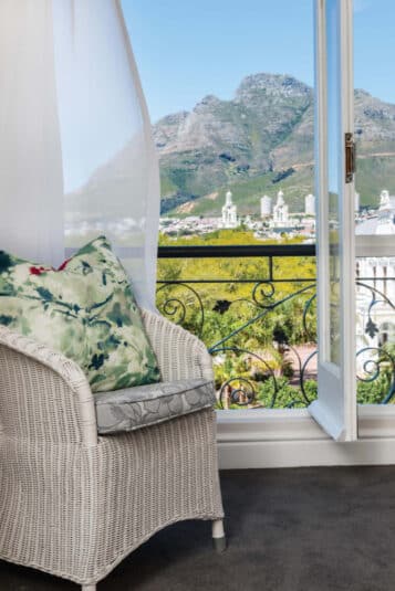Cedarberg Travel | Cape Town Hollow Boutique Hotel