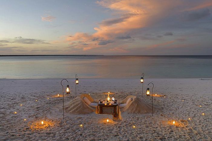 Private dining on Mnemba island